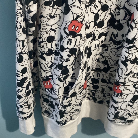 AUTHENTIC DISNEY HOODIE MICKEY FRONT POCKET EUC BUY BEFORE YOU GO & SAVE SIZE M - Picture 7 of 8